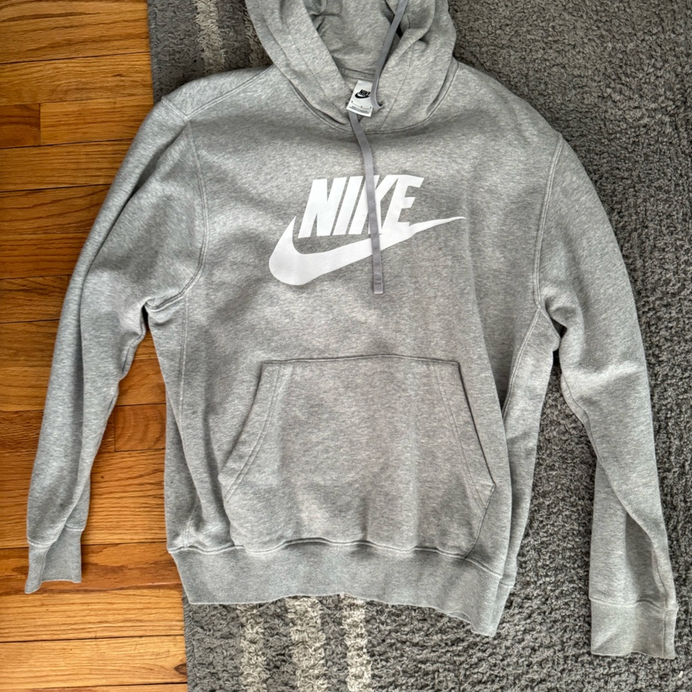 nike hoodie